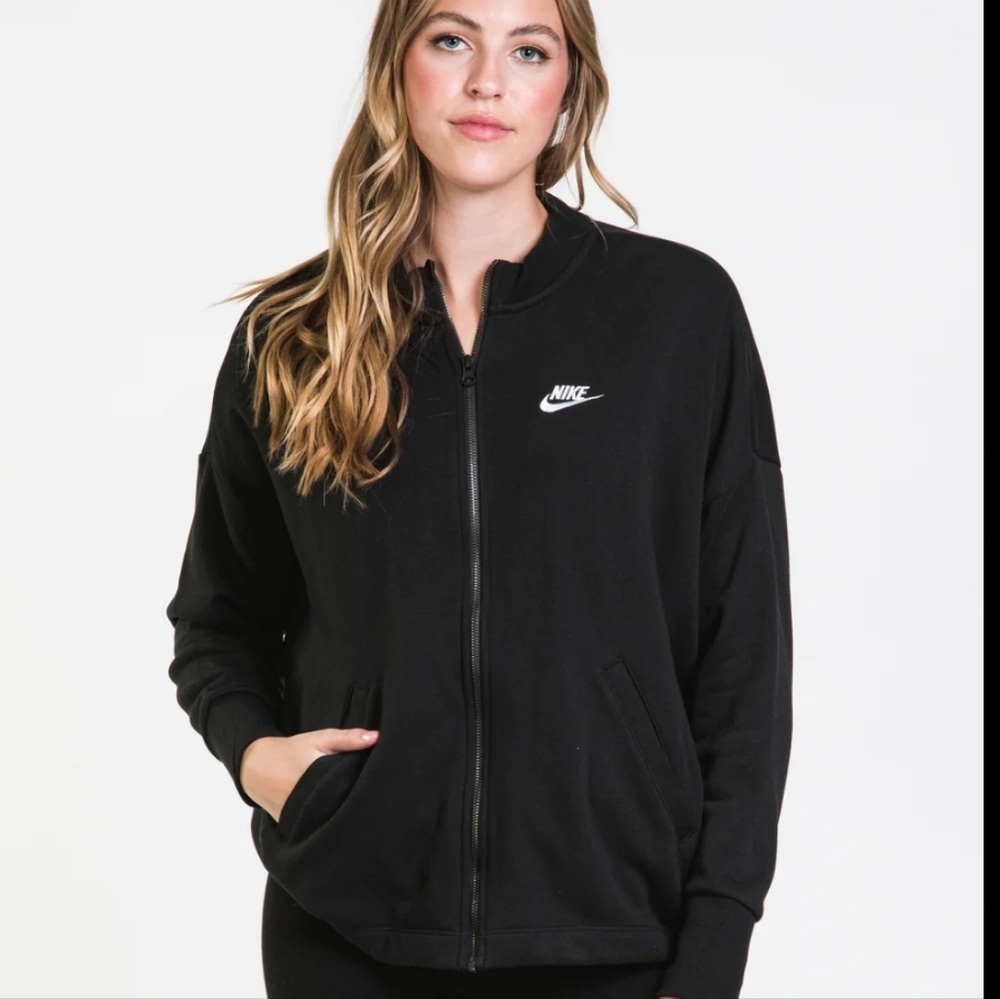 NIKE ESSENTIALS Full Zip LOGO FLEECE DD5376-010